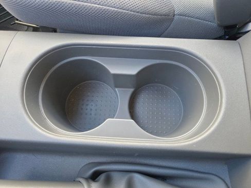 Used 2021 Nissan Frontier S image 32