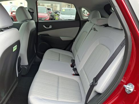Used 2023 Hyundai Kona SEL w/ Convenience Package image 10
