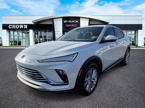 Used 2024 Buick Envista Preferred image 1