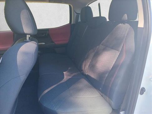 Used 2020 Toyota Tacoma SR5 image 14