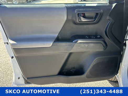 Used 2021 Toyota Tacoma SR image 12