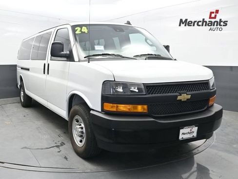 Used 2024 Chevrolet Express 3500 LS RWD image 1