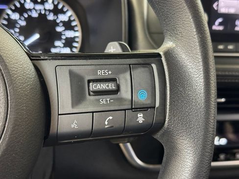 Used 2023 Nissan Rogue SV AWD/4WD image 42