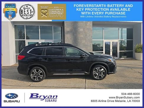 Certified 2025 Subaru Ascent Limited image 1