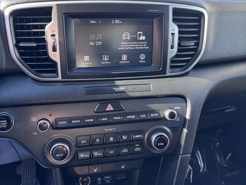 Used 2017 Kia Sportage EX image 25