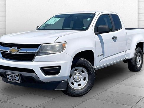 Used 2019 Chevrolet Colorado W/T w/ WT Convenience Package RWD image 14