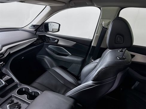 Used 2025 Acura MDX w/ Technology Package image 21
