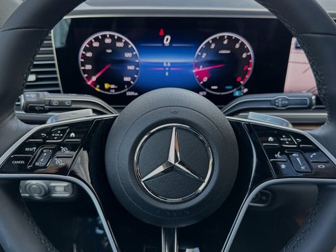 Used 2025 Mercedes-Benz GLE 350 4MATIC image 9