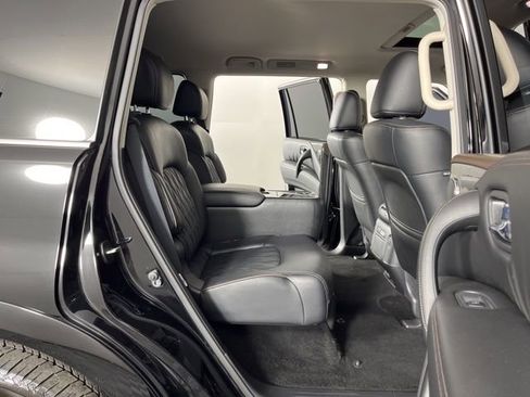 Used 2024 Nissan Armada Platinum w/ Captain's Chairs Package image 50