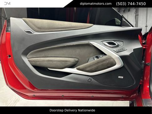 Used 2019 Chevrolet Camaro ZL1 image 36