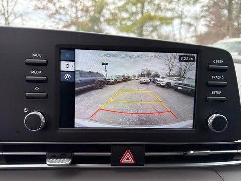 Used 2026 Hyundai Elantra SE w/ Cargo Package image 20