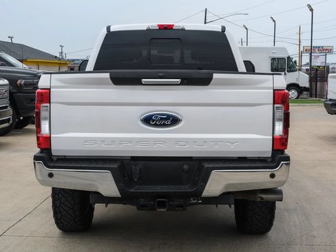 Used 2019 Ford F250 Lariat w/ Chrome Package AWD/4WD image 15