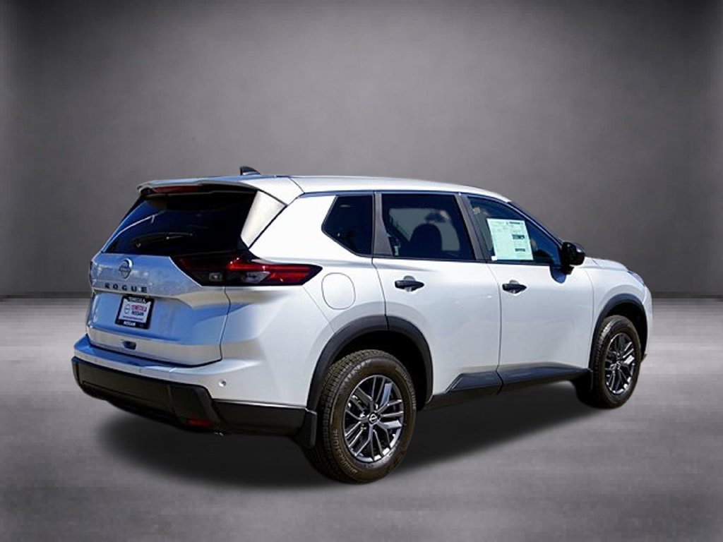 New 2025 Nissan Rogue S FWD image 4