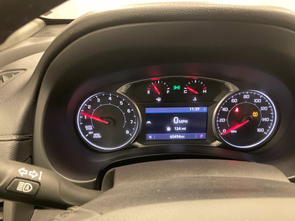 Used 2024 GMC Terrain SLT AWD/4WD image 9