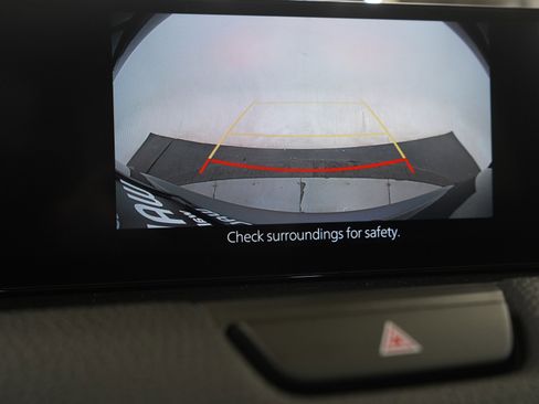 Certified 2024 MAZDA CX-90 Plug-In Hybrid w/ Preferred image 32