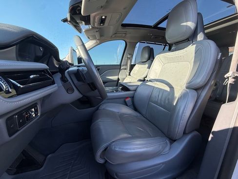 Used 2020 Lincoln Aviator Reserve w/ Equipment Group 202A AWD/4WD image 21