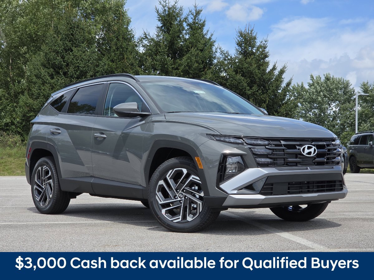 New 2026 Hyundai Tucson SEL Plus AWD/4WD image 2