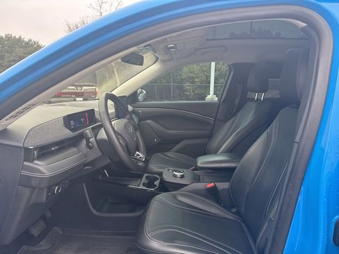 Used 2022 Ford Mustang Mach-E Premium image 18