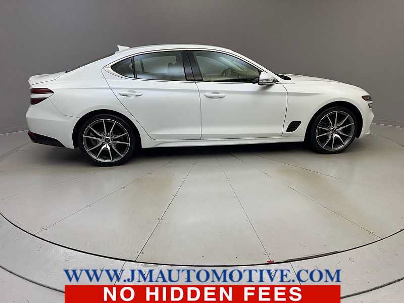 Used 2023 Genesis G70 2.0T AWD/4WD image 6