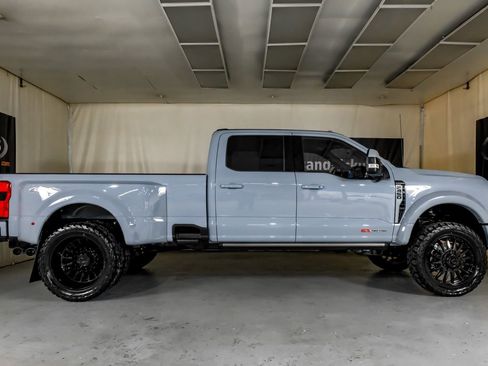 Used 2026 Ford F450 Platinum image 5