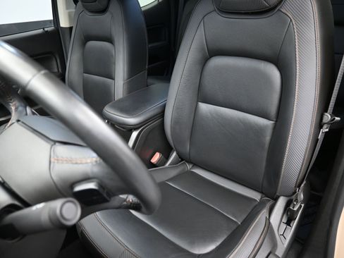 Used 2022 GMC Canyon AT4 w/ Trailering Package image 21