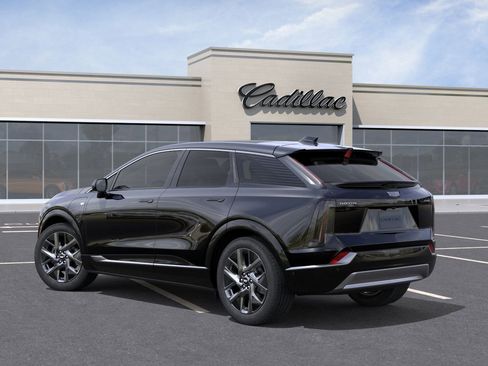 New 2026 Cadillac Optiq Luxury 1 image 3