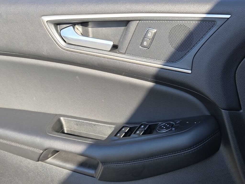 Used 2024 Ford Edge SEL AWD/4WD image 28