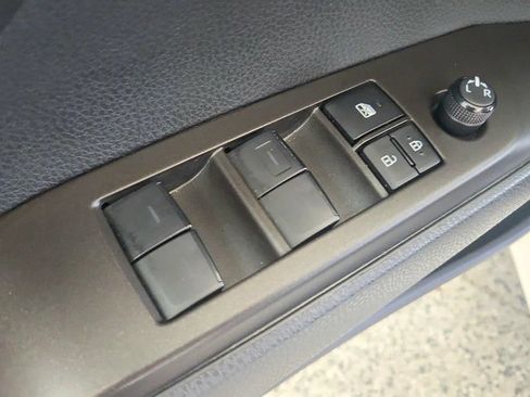 Used 2024 Toyota Camry SE w/ Cold Weather Package FWD image 23