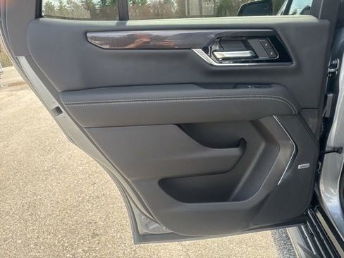 New 2026 GMC Yukon Elevation w/ Elevation Premium Package AWD/4WD image 26