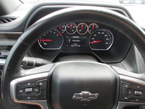 Used 2021 Chevrolet Tahoe Z71 w/ Rear Media and Nav Package AWD/4WD image 32