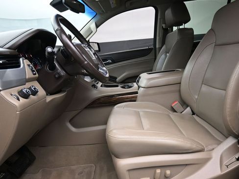 Used 2019 GMC Yukon SLT AWD/4WD image 9