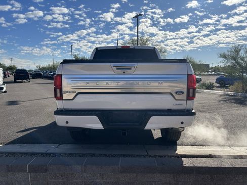 Used 2019 Ford F150 Platinum w/ Equipment Group 701A Luxury image 4