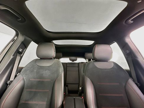 Certified 2023 Mercedes-Benz GLB 250 image 20