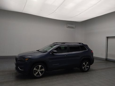 Used 2020 Jeep Cherokee Limited image 2