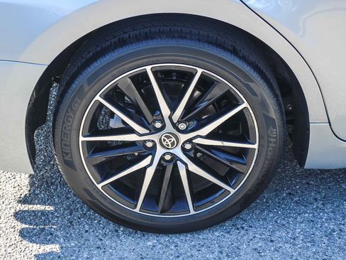 Used 2023 Toyota Camry SE image 12