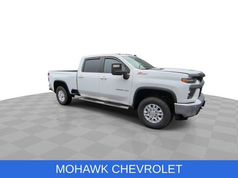 Used 2021 Chevrolet Silverado 2500 LT w/ All Star Edition image 2
