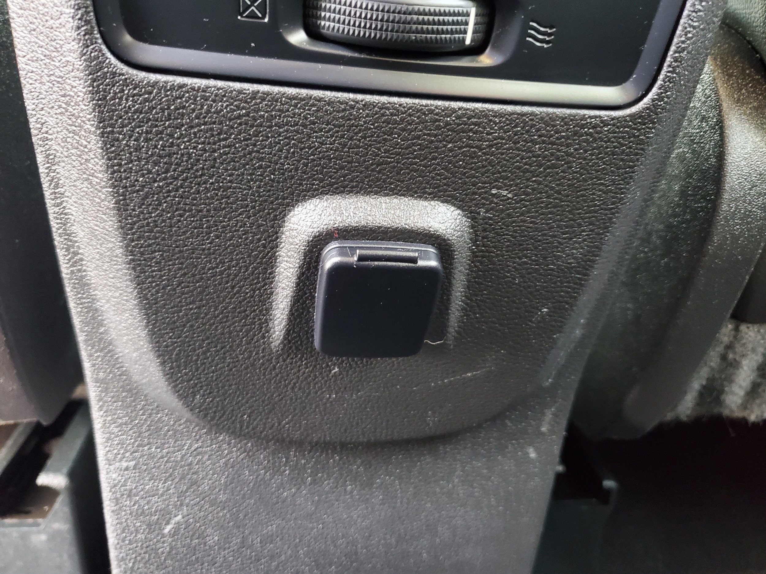 Used 2019 Ford Escape SEL AWD/4WD image 29