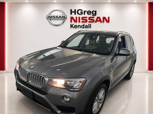 Used 2016 BMW X3 xDrive28i AWD/4WD image 3