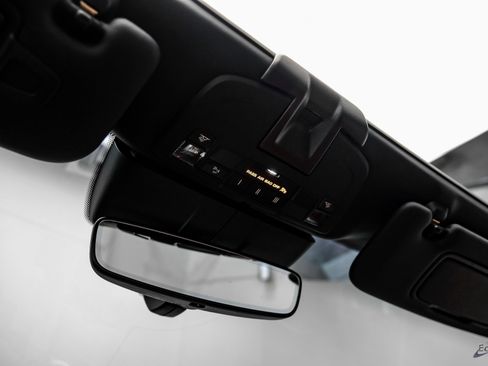 Used 2019 Porsche 911 Turbo image 43