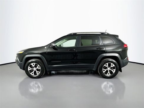 Used 2018 Jeep Cherokee Trailhawk w/ Quick Order Package 27L image 8