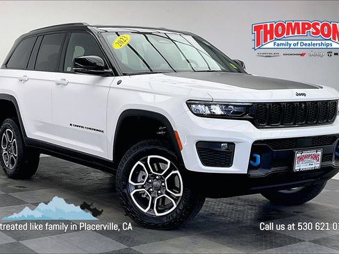 Used 2023 Jeep Grand Cherokee Trailhawk w/ Luxury Tech Group III image 1