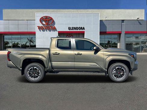 New 2026 Toyota Tacoma TRD Sport image 2