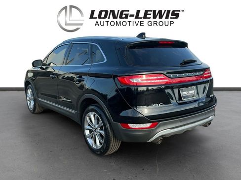 Used 2017 Lincoln MKC Select w/ Select Plus Package FWD image 4