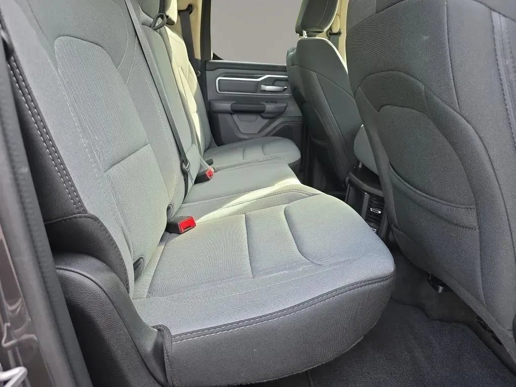 Used 2020 RAM 1500 Big Horn AWD/4WD image 12