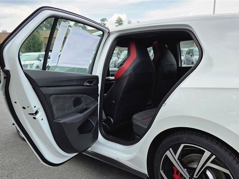 New 2026 Volkswagen GTI SE FWD image 23
