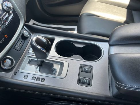 Used 2024 Nissan Murano SV w/ SV Midnight Edition Package AWD/4WD image 20