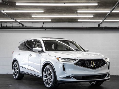 Used 2023 Acura MDX FWD w/ Technology Package image 7