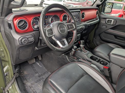 Used 2021 Jeep Wrangler Unlimited Rubicon AWD/4WD image 16