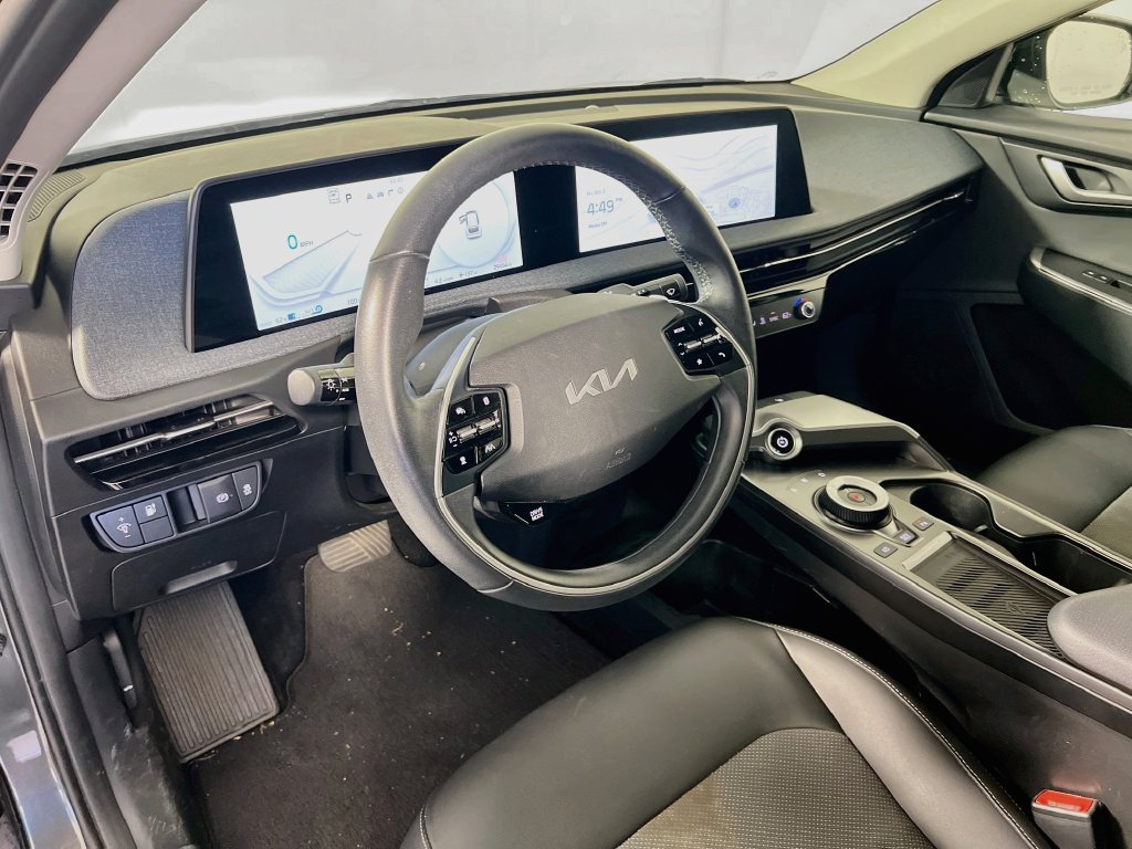 Certified 2023 Kia EV6 Light RWD image 7