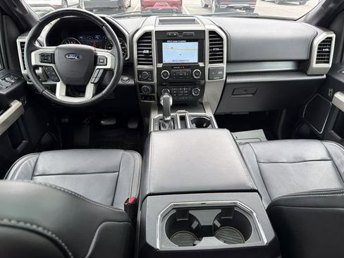 Used 2017 Ford F150 Lariat image 22